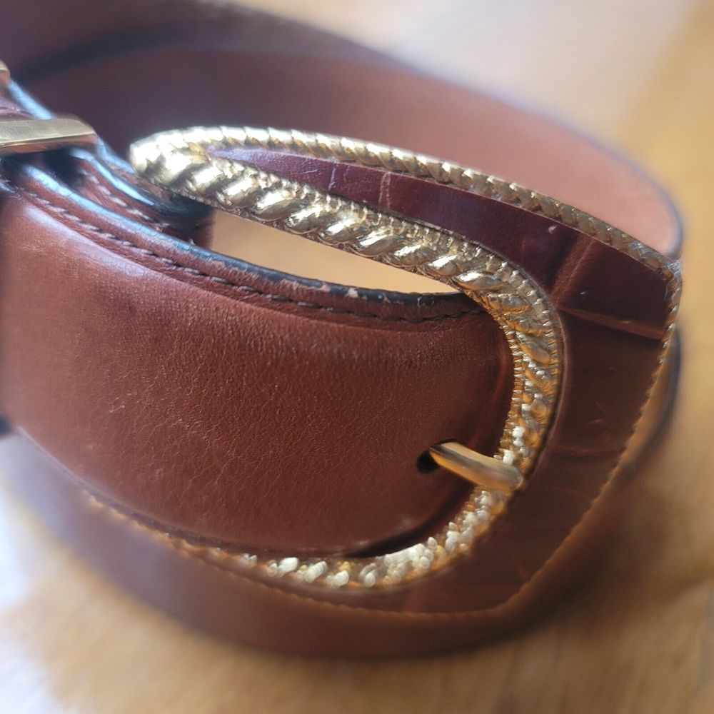 Brighton Classic Solid Brown Leather Belt Gold Buckle Size L - Picture 3 of 9
